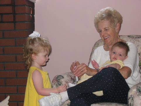 2004_08_23 Jane and Cate at Great Aunt Sissy.jpg